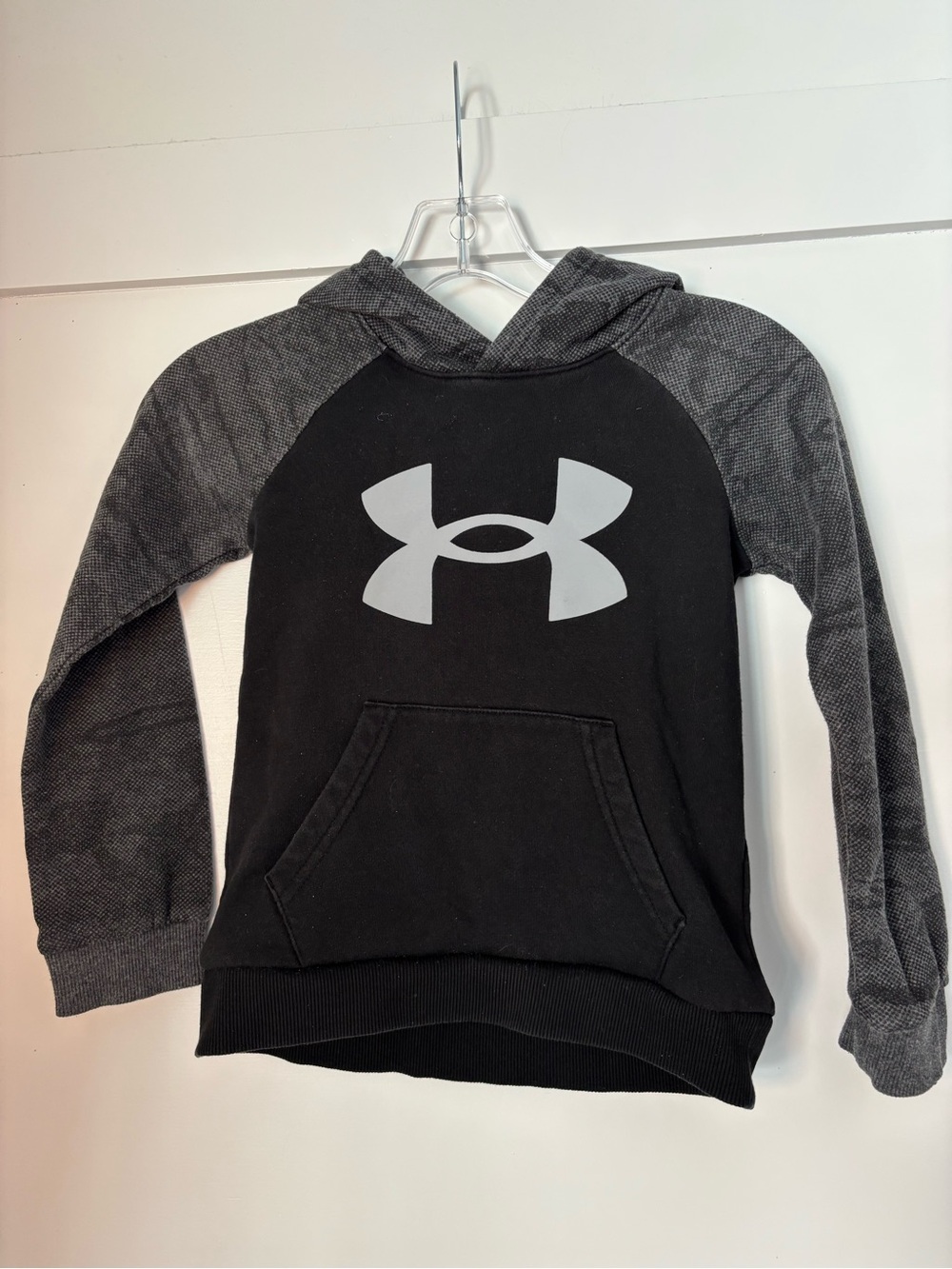 Under Armour Black Hoodie with Charcoal Raglan Sleeves & Logo size 6